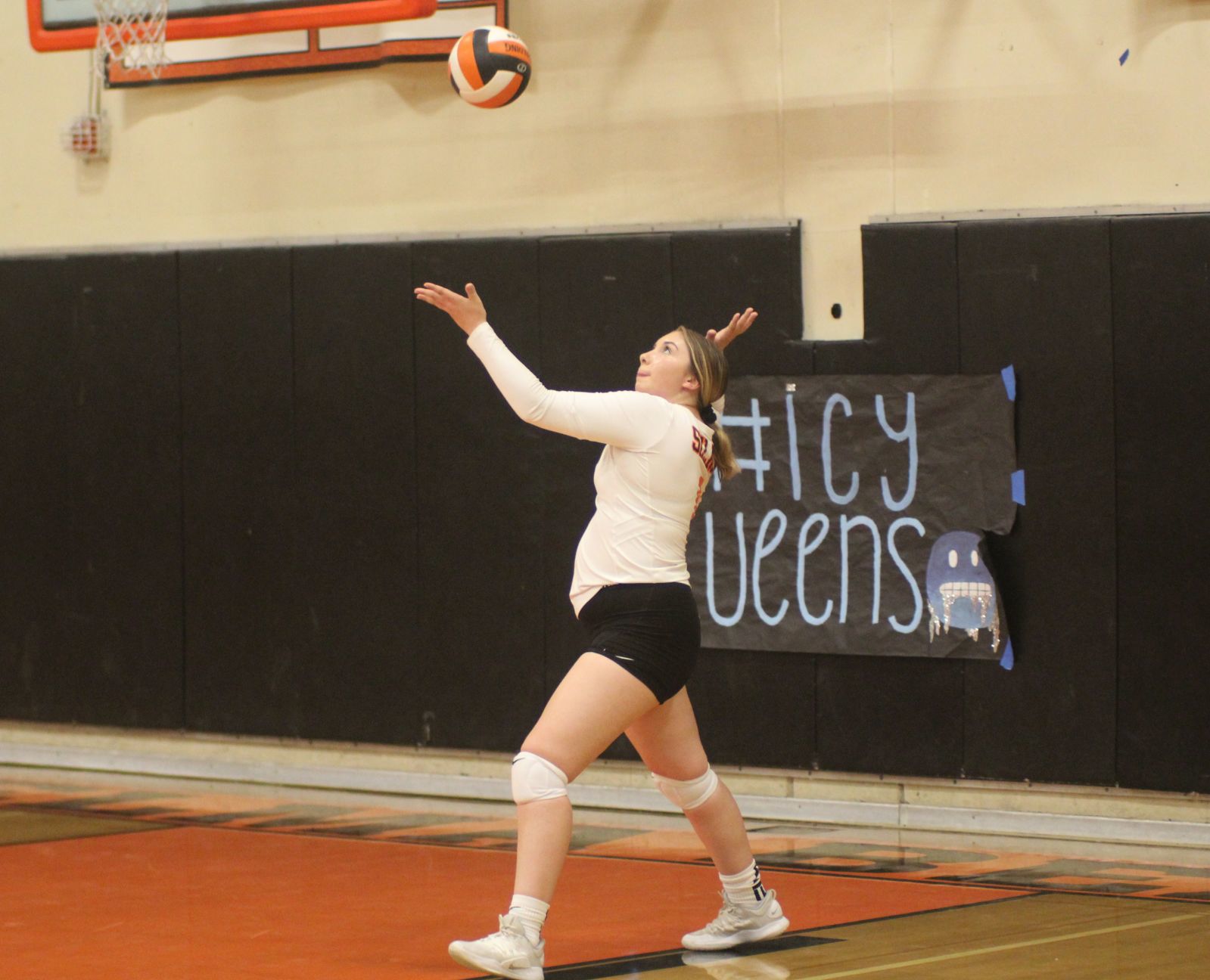 Bears get swept by Emperors, start CSL at 0-2